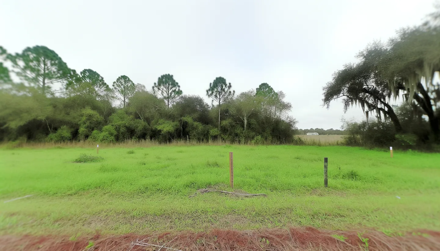 Vacant land parcel for sale in Palatka, Florida
